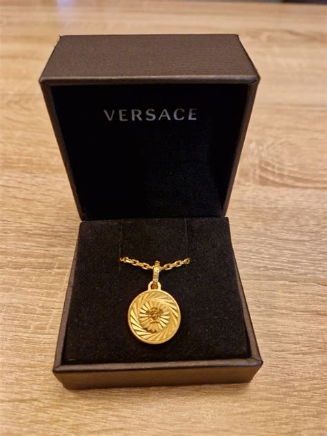 versace goldkette gebraucht|Used Versace Necklace .